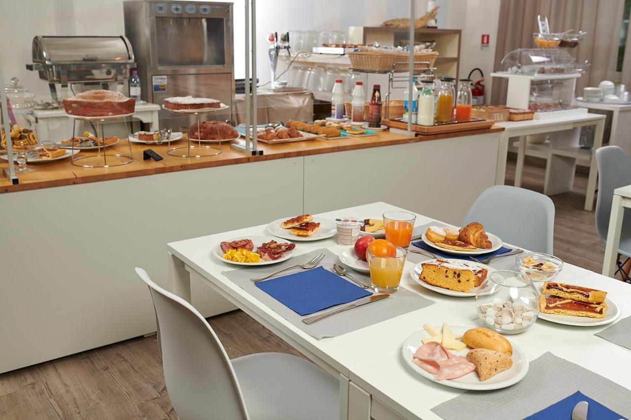 Hotel Arlecchino Riccione Ngoại thất bức ảnh
